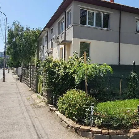 за гости тара Apartamento Ruse