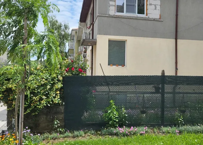 شقة за гости тара روس